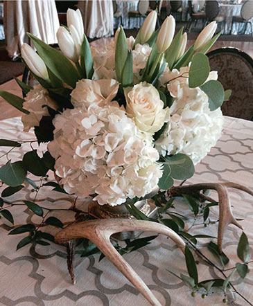 Elegant Ivory Centerpiece in Port Dover, ON | Upsy Daisy Floral Studio