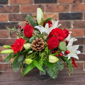 Elegant lilies and roses Arrangement