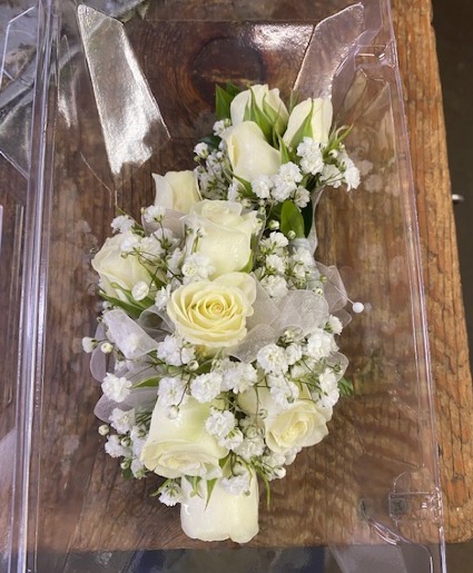 Elegant Pin-On Corsage Pin-On Corsage