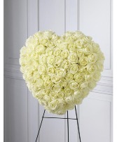 Elegant Remembrance Standing Heart 