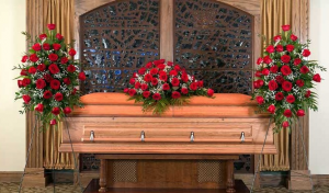 Elegant Rose Package Casket Spray and Two Matching Easels in Henderson, TX | RAYFORD FLORIST & GIFTS Elegant Rose Package Casket Spray and Two Matching Easels in Henderson, TX | RAYFORD FLORIST & GIFTS
