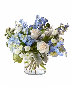 Elegant white and blue flowers  Vase 