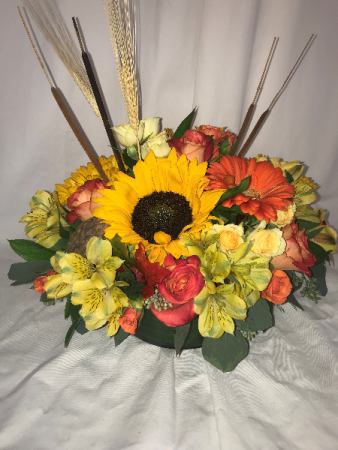 Elegent Autumn Centerpiece Thanksgiving