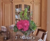 Elite Table Centerpiece Memorable Moment Bouquets