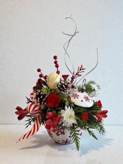 Enchanted Snowflake Christmas Flowers