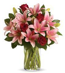 Enchanting Bouquet vase arrangement