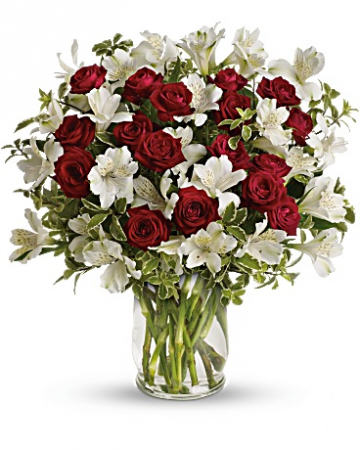 Endless Romance Bouquet in Jasper, TX | BOBBIE'S BOKAY FLORIST Endless Romance Bouquet in Jasper, TX | BOBBIE'S BOKAY FLORIST