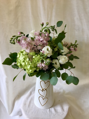 Entwined Vase in Wilmore, KY | RACHEL'S ROSE GARDEN Entwined Vase in Wilmore, KY | RACHEL'S ROSE GARDEN