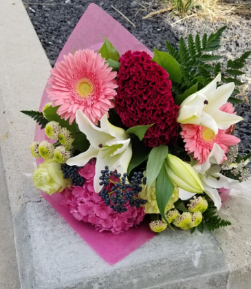 Romantic european handtied