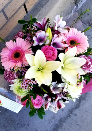 european handtied without vase