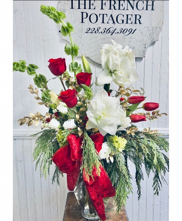 Evergreen Esplanade  Designer’s Choice Christmas  in Bay Saint Louis, MS | The French Potager