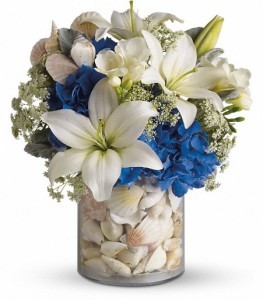 Everythings Beachy Bouquet Fun Vase Arrangement