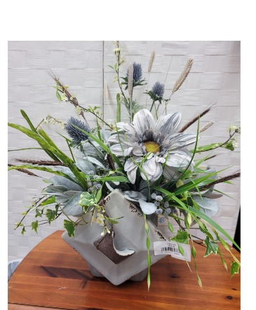 Exciting Blue/Gray Silk Silk in Saint Martinville, LA | MEME'S FLORAL VINEYARD