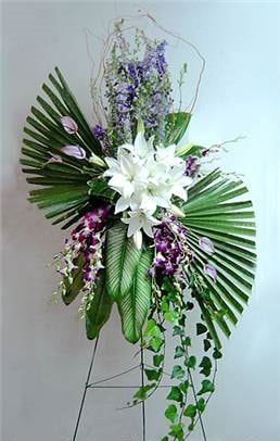 Exotic Design Standing Spray