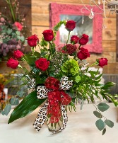 Exotic Dozen fresh roses