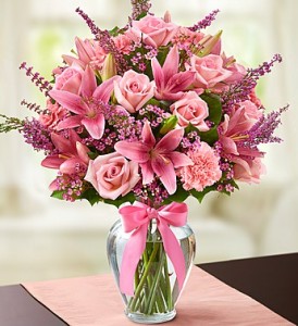 Expressions of Love for Mom Mixed Arrangement