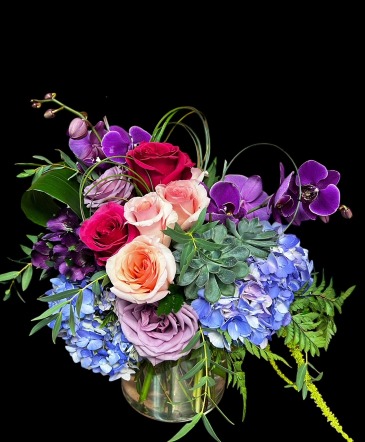 Exquisite Elegance   in Yukon, OK | Floral 23