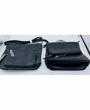 Extra large purse as shown  Canadian Owned  Black purse with shoulder or cross body strap 