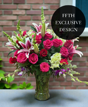 Extravagant Love Vase Arrangement