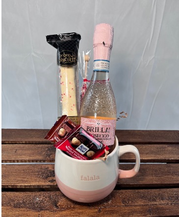 Fa La La La La  in Aurora, ON | Petal Me Sugar Florist