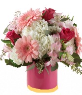 Fabulous Flora Blooms Pink ceramic vase 