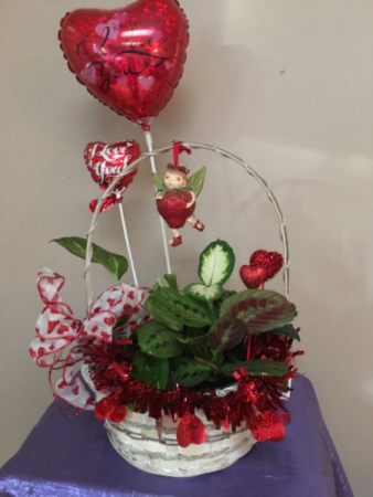 Fairy luv basket Basket garden with fairy