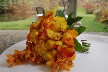 fall bridal bouquet wedding in Byfield, MA | Anastasia's Flowers on Main