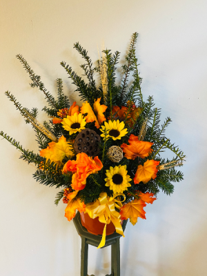 Fall Cemetery Pot Evergreen Pot in Valhalla, NY | Lakeview Florist Fall Cemetery Pot Evergreen Pot in Valhalla, NY | Lakeview Florist