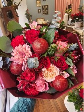 Holiday Edition Wrapped Bouquet