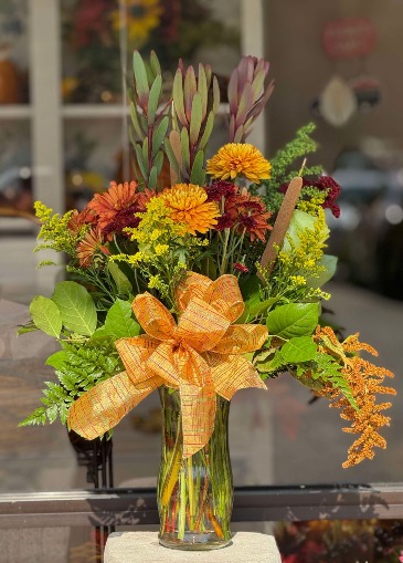 Fall Embrace   in Hot Springs, AR | Lake Hamilton Flowers & Gifts