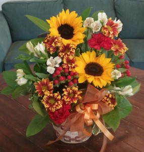 Fall Flower Basket in Bluffton, SC | BERKELEY FLOWERS & GIFTS Fall Flower Basket in Bluffton, SC | BERKELEY FLOWERS & GIFTS