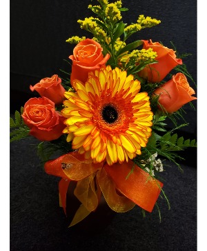 Fall for me Flower Arrangement