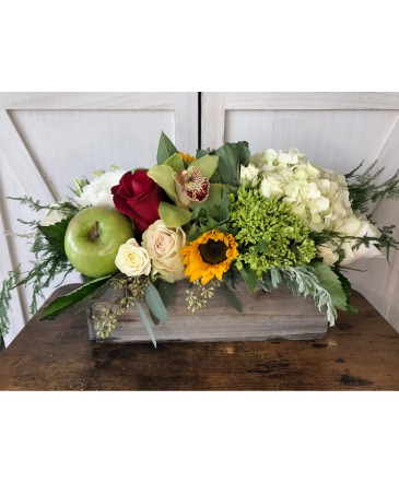 Fall Harvest  Centerpiece in Gahanna, OH | EXPRESSIONS FLORAL DESIGN STUDIO