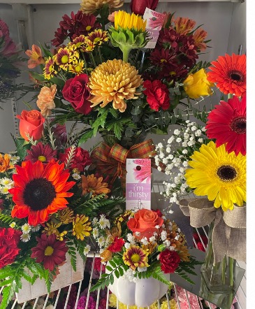 Fall Assorted Fresh Florals Designed In-Store in Red Lake, ON | FOREVER GREEN GIFT BOUTIQUE Fall Assorted Fresh Florals Designed In-Store in Red Lake, ON | FOREVER GREEN GIFT BOUTIQUE