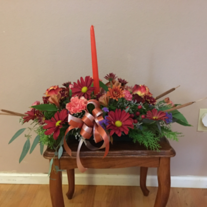 warm holiday wishes Centerpiece of freash  fall flowers