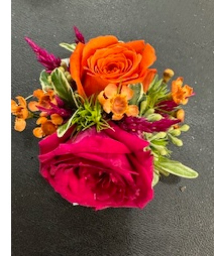 Coloful No Pin Boutonniere (Pick Up Only Saturday 9 am -2pm)