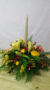 Fall splendor round centerpiece