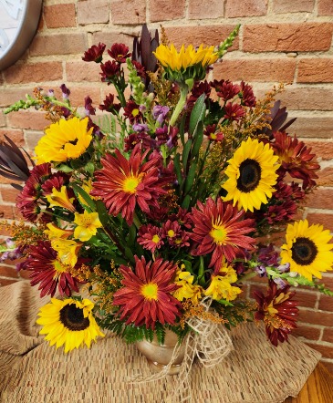 Fall Splendor Spray  in Mount Pleasant, IA | FROM THE HEART FLOWERS & GIFTS