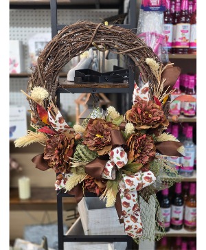 Fall wreath with acorns 