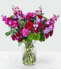 Falling For You Bouquet FTD Vase Arrangement
