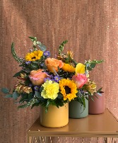 FALLING INTO SEASON FLOWER ARRANGEMENT