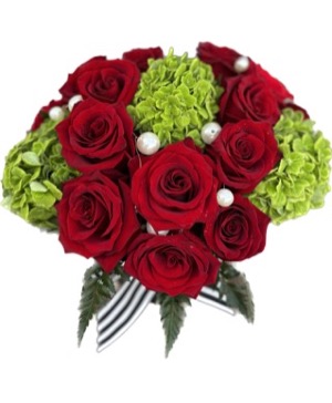 Fancy Rose Bouquet  Arrangement in a black round box