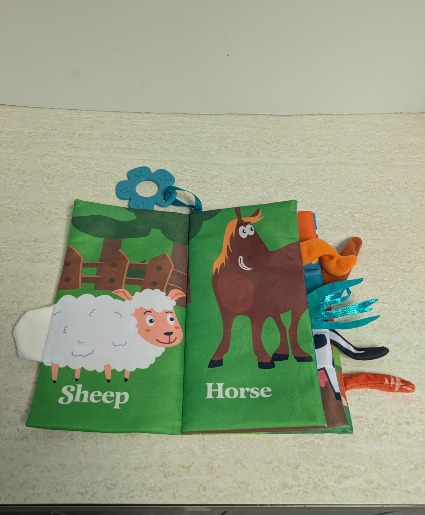 Farm Tails soft book NFS-FA