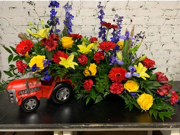 Farmer Arrangement custom in Murfreesboro, TN | Veda's Flowers & Gifts
