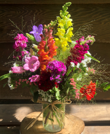 Farmer's Bunch Bouquet in Iowa City, IA | Every Bloomin' Thing Farmer's Bunch Bouquet in Iowa City, IA | Every Bloomin' Thing