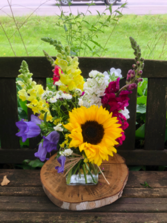 Farmers Bunch In Clear glass vase
