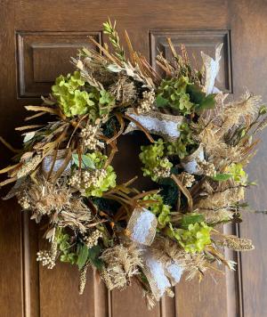 Farmhouse Chic hydrangea and burlap wreath Silk flower arrangement