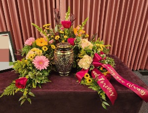 FD-124 Urn Wreath