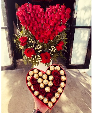 FEELING LOVE AND SWEET  LOVE BOUQUET