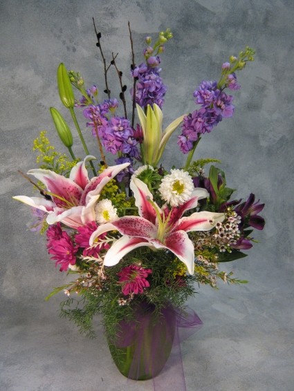 FESTIVAL OF FLOWERS Bouquet in Vase